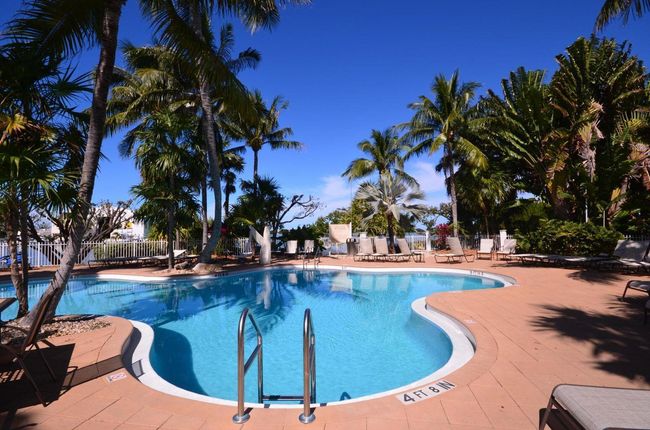SUNSET VILLAGE RESORT POOL | Image 48