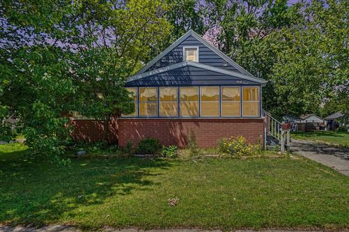 37 W Garfield Ave, Zeeland, MI, 49464-1105 | Card Image