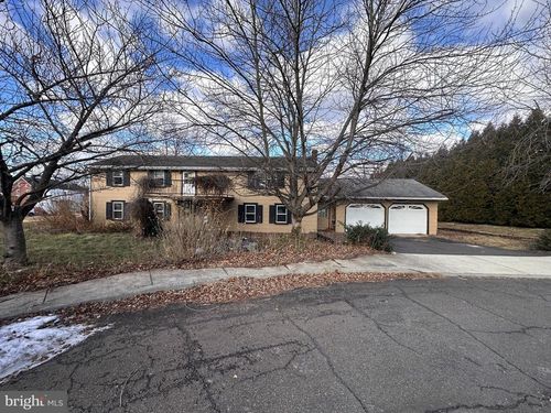 454 School Ln, HARLEYSVILLE, PA, 19438-1715 | Card Image