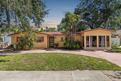 240 Lyndhurst St, Dunedin, FL, 34698-7578 | Card Image