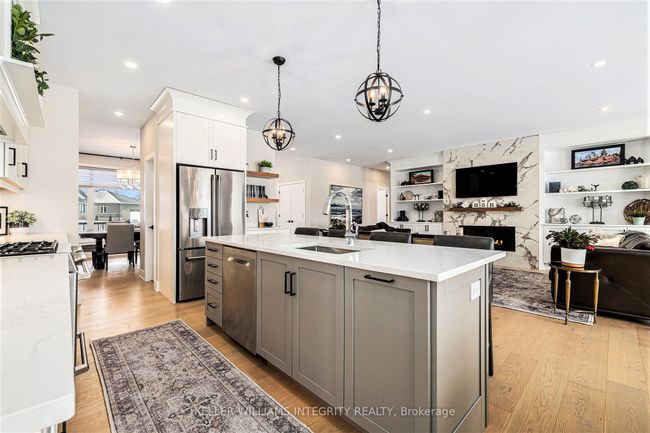308 Autumn Meadow Way, House other with 3 bedrooms, 3 bathrooms and 6 parking in Manotick - Kars - Rideau Twp and Area ON | Image 17