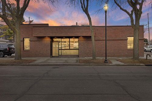 1025 56th Street, Kenosha, WI, 53140 | Card Image