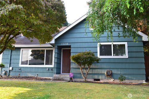 1108 10th Street Ne, Auburn, WA, 98002 | Card Image