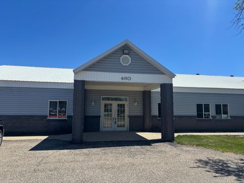 10-460 Northside Drive Ne, Alexandria, MN, 56308 | Card Image