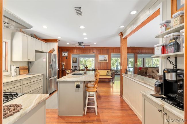 5870 N Briarcliff Ter, House other with 3 bedrooms, 3 bathrooms and 2 parking in Hernando FL | Image 6