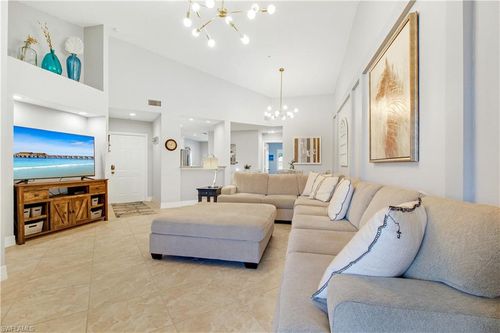 apt-203-6770 Huntington Lakes Cir, NAPLES, FL, 34119-8009 | Card Image