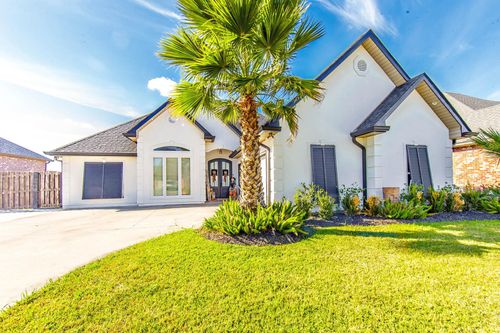 292 Port Royal Way, Houma, LA, 70360-3218 | Card Image