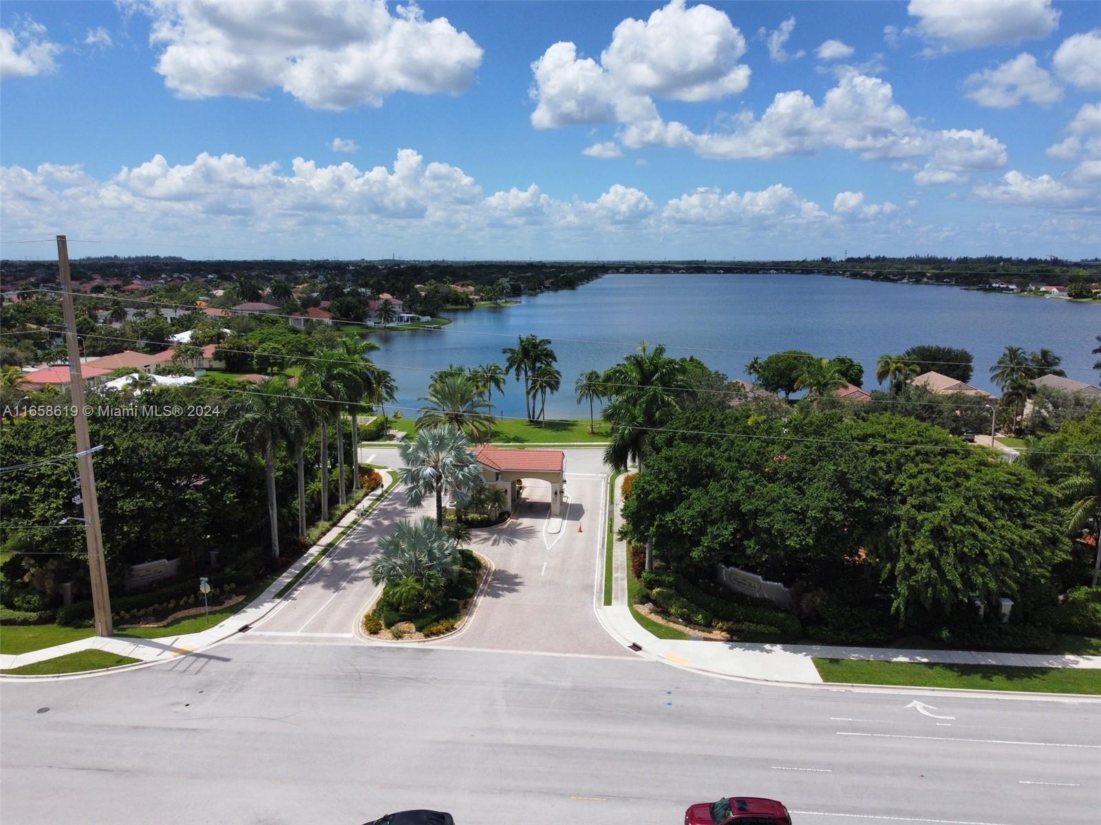 24th Ct, Pembroke Pines, FL 33029