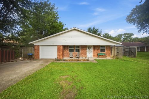203 Nw Church St, Krebs, OK, 74554 | Card Image