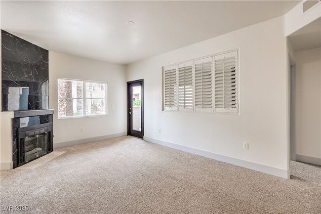UNIT-104 - 2109 Echo Bay St, Condo with 3 bedrooms, 2 bathrooms and null parking in Las Vegas NV | Image 5