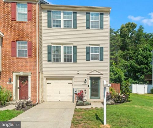 7232 Mockingbird Cir, GLEN BURNIE, MD, 21060-8327 | Card Image