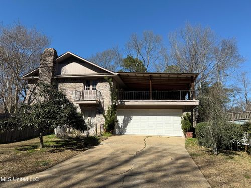 542 Woodland Hills Pl, Jackson, MS, 39216-3230 | Card Image