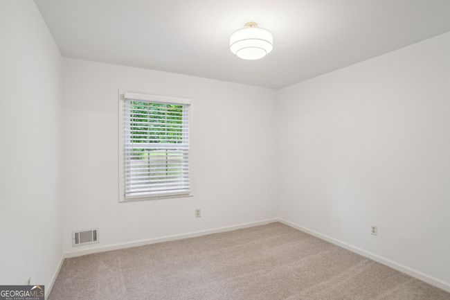 2932 Tree Top Rd, House other with 3 bedrooms, 3 bathrooms and 2 parking in Dacula GA | Image 15