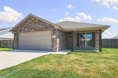 812 Robinson St, Pea Ridge, AR, 72751-3075 | Card Image