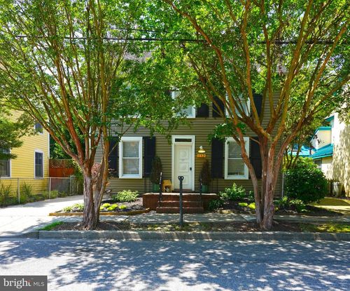 132 S Washington Ave, LEWES, DE, 19958-1444 | Card Image