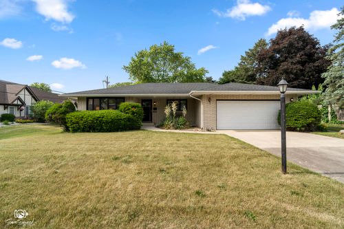 1458 Pleasant Dr, Crest Hill, IL, 60403-2068 | Card Image