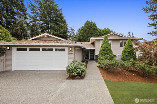 14115 Se 45th Street, Bellevue, WA, 98006 | Card Image
