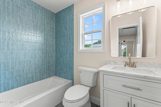 190 Ravenwood Blvd, House other with 4 bedrooms, 2 bathrooms and null parking in Barnegat NJ | Image 8