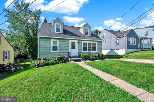 7923 32nd St, ROSEDALE, MD, 21237-1403 | Card Image