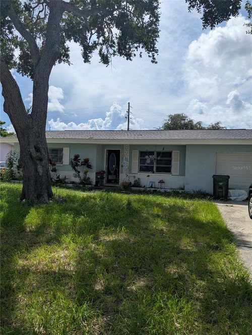 1309 Regina Dr W, LARGO, FL, 33770-1474 | Card Image