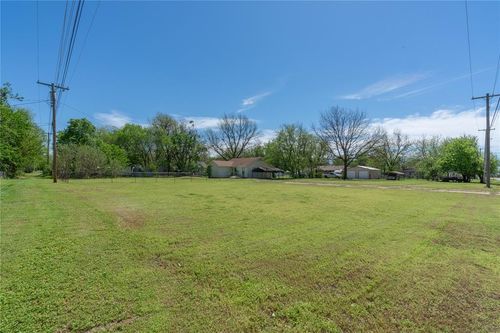 410 W Comanche St, Lindsay, OK, 73052-7030 | Card Image
