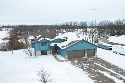 20845 Becker Lake Circle, Richmond, MN, 56368 | Card Image