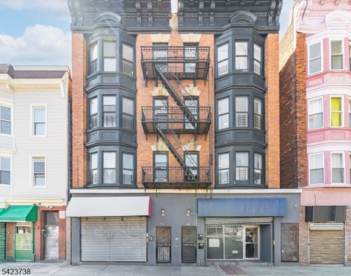 358 S Orange Ave, Newark, NJ, 07103-2118 | Card Image