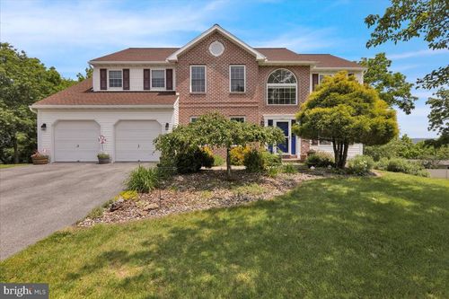 6 Reservoir Cir, Leesport, PA, 19533-8849 | Card Image