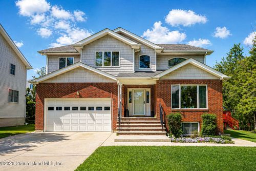 26 Ficarelle Drive, Staten Island, NY, 10309 | Card Image