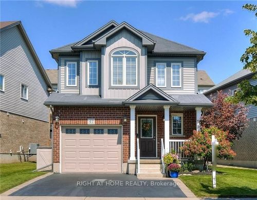 47 Upper Mercer St, Kitchener, ON, N2A4M9 | Card Image