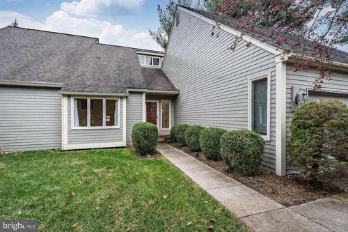 1110 Mews Ln, WEST CHESTER, PA, 19382-2077 | Card Image