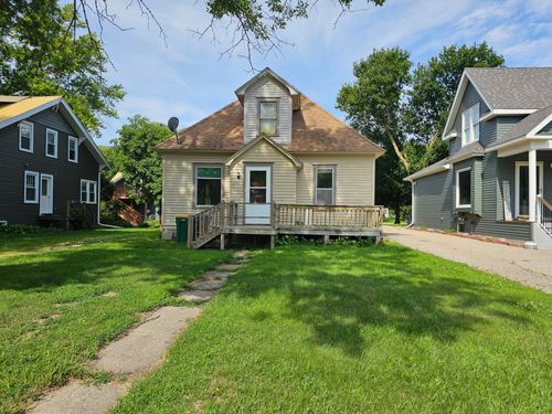 232 Fremont St S, Lake Benton, MN, 56149-1604 | Card Image