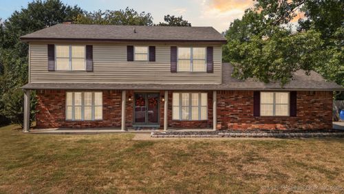 7948 S 86th East Pl, Tulsa, OK, 74133-6531 | Card Image