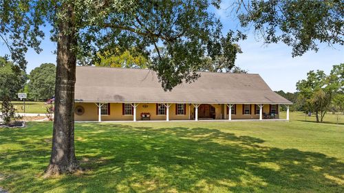 7875 Willys Rd, New Waverly, TX, 77358-2147 | Card Image