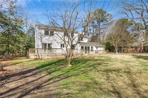202 Kingswood Dr, Williamsburg, VA, 23185-3223 | Card Image