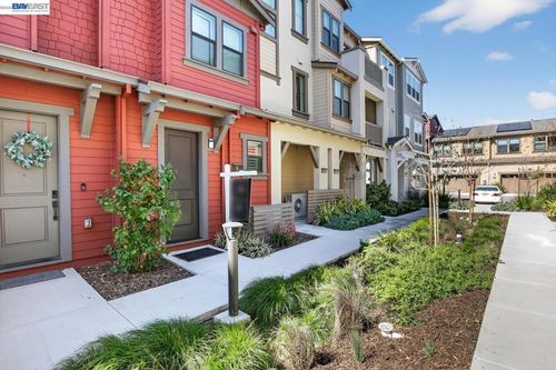 unit-5-922 Noble Fir Ter, Sunnyvale, CA, 94086-5873 | Card Image