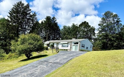 20 Anderson Hill Rd, Fredon Twp, NJ, 07860-5122 | Card Image