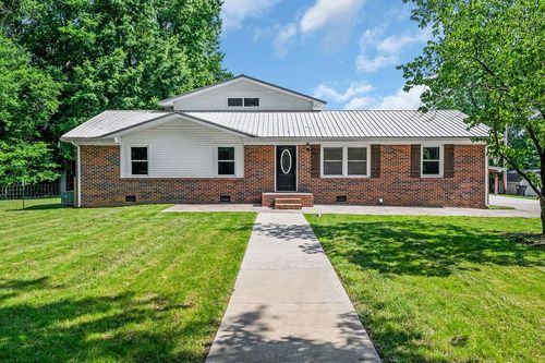 114 Thompson Ln, Cookeville, TN, 38506-5352 | Card Image