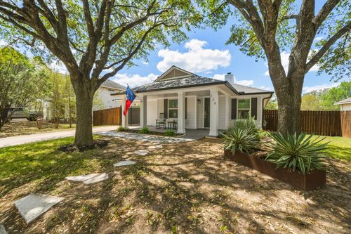 236 Bradfield Dr, Buda, TX, 78610-3220 | Card Image