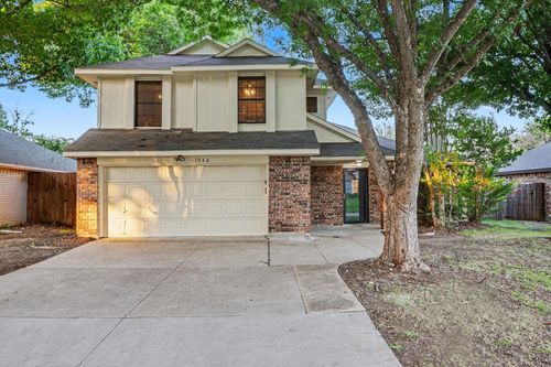 1046 Colony St, Flower Mound, TX, 75028-2517 | Card Image