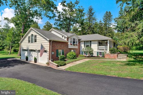 56 Wilfred Ave, Titusville, NJ, 08560-1611 | Card Image