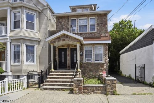 318 Highland Ave, Kearny, NJ, 07032-2117 | Card Image