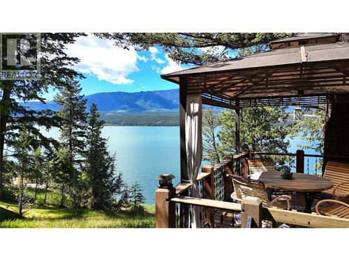1121 Hilltop Road, Windermere, BC, V0B2L1 | Card Image