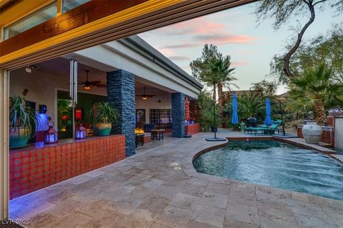 7436 Oak Grove Ave, Las Vegas, NV, 89117-1454 | Card Image