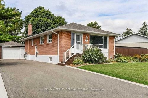81 Gretna Dr, Brampton, ON, L6X2G1 | Card Image
