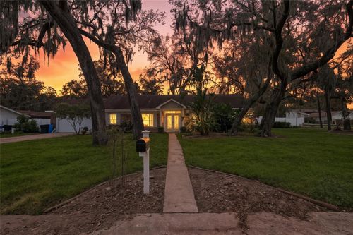 120 Windy Cir, BRANDON, FL, 33511-7842 | Card Image
