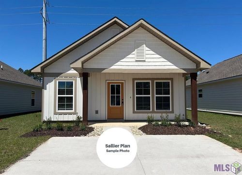 71740 Spike Dr, Madisonville, LA, 70447-8700 | Card Image