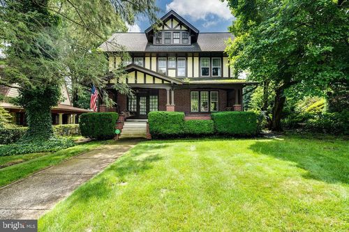 511 Carsonia Ave, READING, PA, 19606-1520 | Card Image