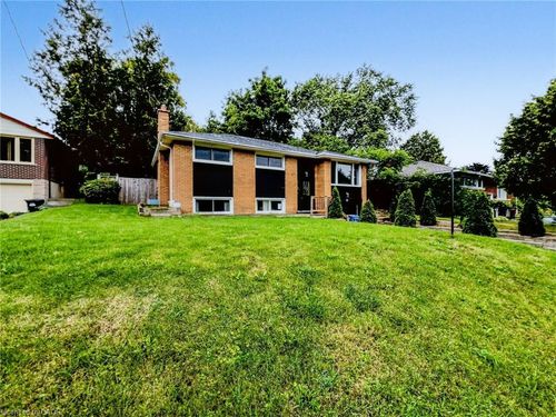 66 Rosewood Ave, Guelph, ON, N1H6A1 | Card Image