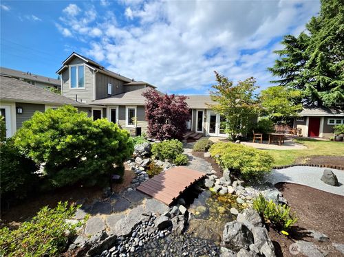 809 33rd St, Anacortes, WA, 98221-3408 | Card Image